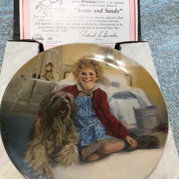 Edwin M Knowles Collector's Plate "Annie and Sandy - Picture 2 of 4